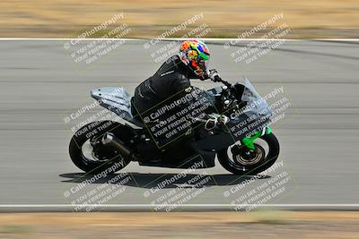 media/May-31-2025-Classic Track Day (Sat) [[da23ab3028]]/Group C/Session 4 (Turns 4 and 6)/